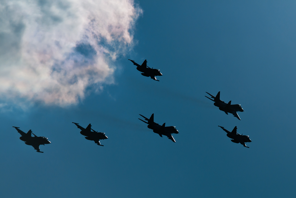 017_Kecskemet_Air Show_Mikoyan-Gurevich MiG-29 i Saab JAS-39C Gripen.jpg